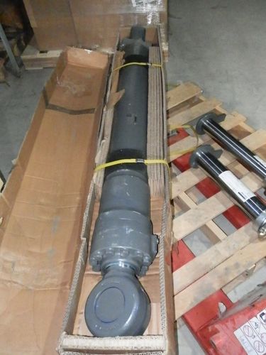 Liebherr 9957906 Hydraulic Cylinder