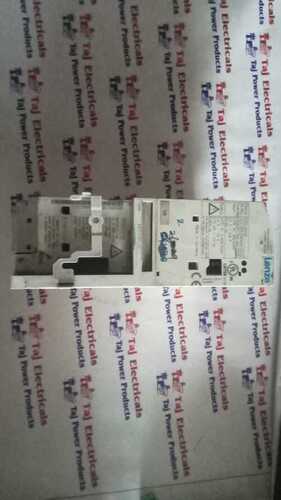 LENZE E82EV751-4C INVERTER DRIVE