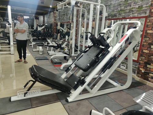 Leg Press Machine