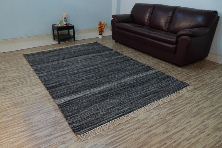 Hand Woven Woolen Kilim