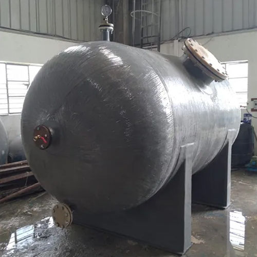 Horizontal Pressure Vessel - Application: Industrial