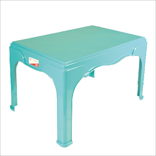 Tipoi Plastic Table