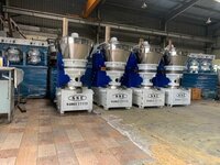 Rotary ( iron) Chekku Oil  extraction Machine 15 kg with 7.5hp motor(3 phase)