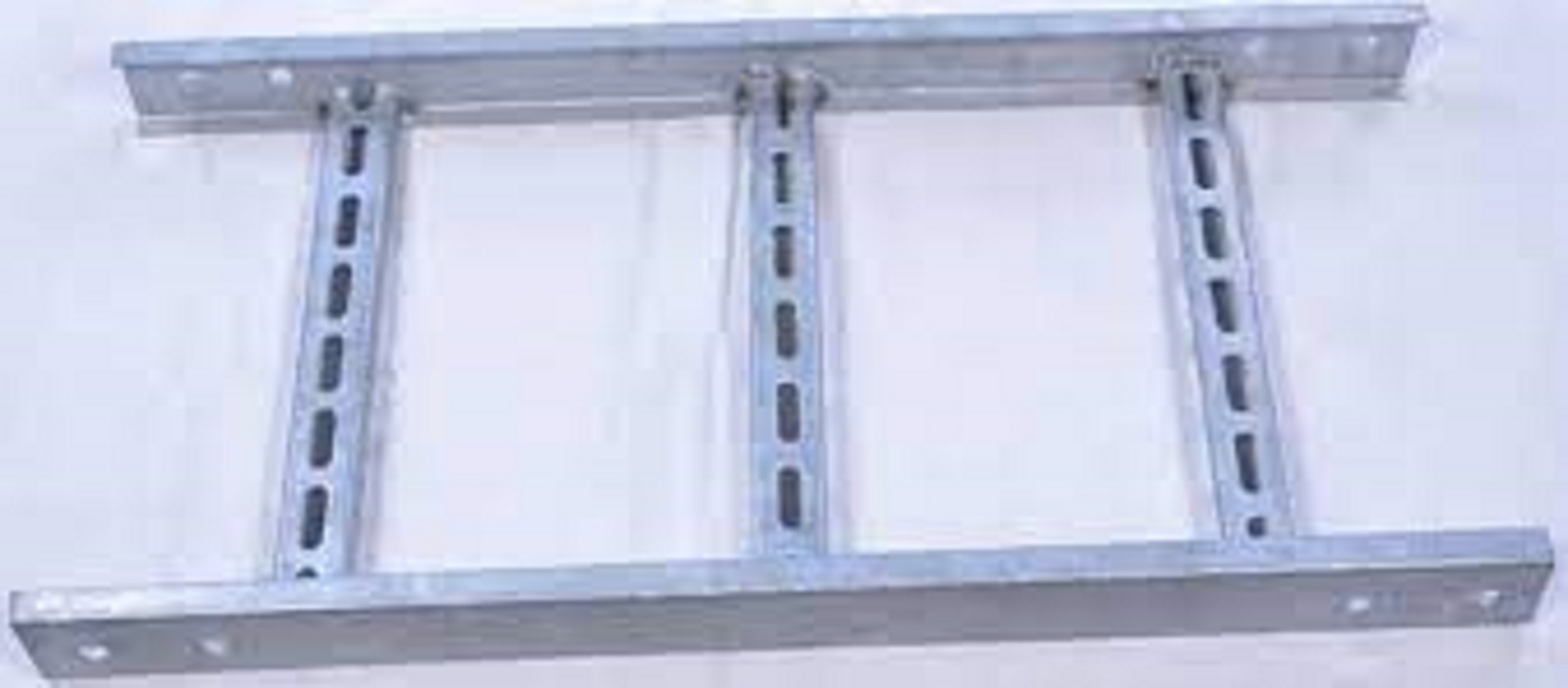 Gi Ladder Type Cable Tray