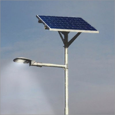 15 Watt Solar LED Street Light