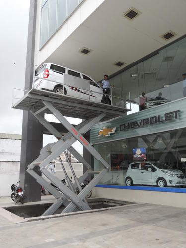 Car Scissor Lift Warranty: Yes