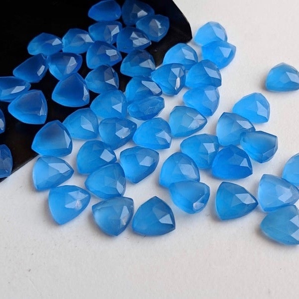 7mm Blue Chalcedony Faceted Trillion Loose Gemstones