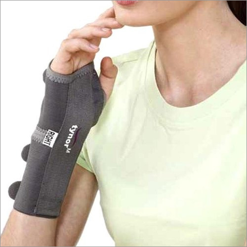 Elastic Wrist Splint By ATOMLIFE HEALTHCARE AND RESEACRH PRIVATE LIMITED