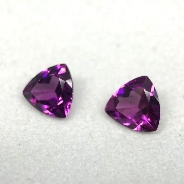 6mm Rhodolite Garnet Faceted Trillion Loose Gemstones