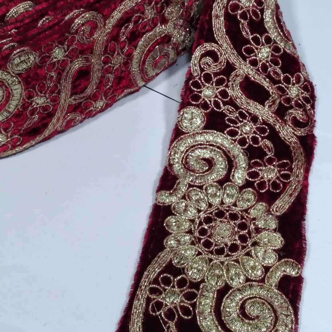 VELVET LACE
