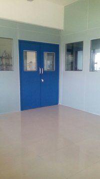 Commercial Clean Room Partition