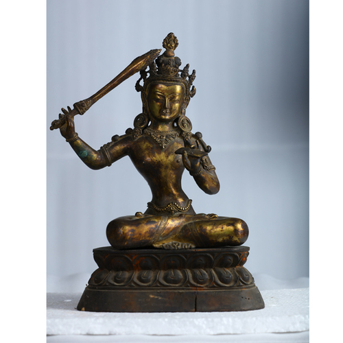 Bronze Nepali Art - Bronze 22x14x33 cm, Handcrafted Elegant Figurine, Intricate Details, Home Decor