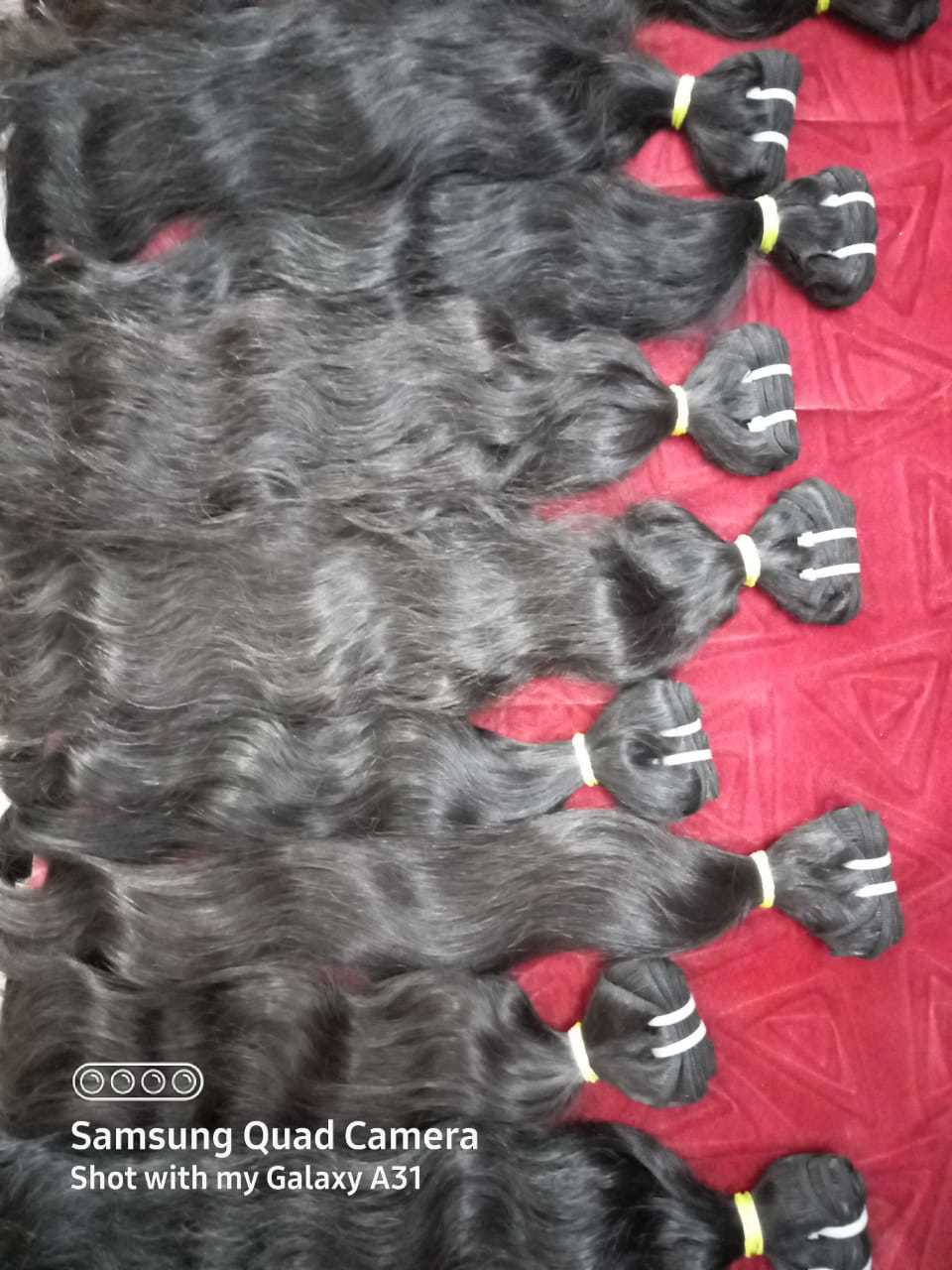 NATURAL WAVY HAIR EXTENSIONS