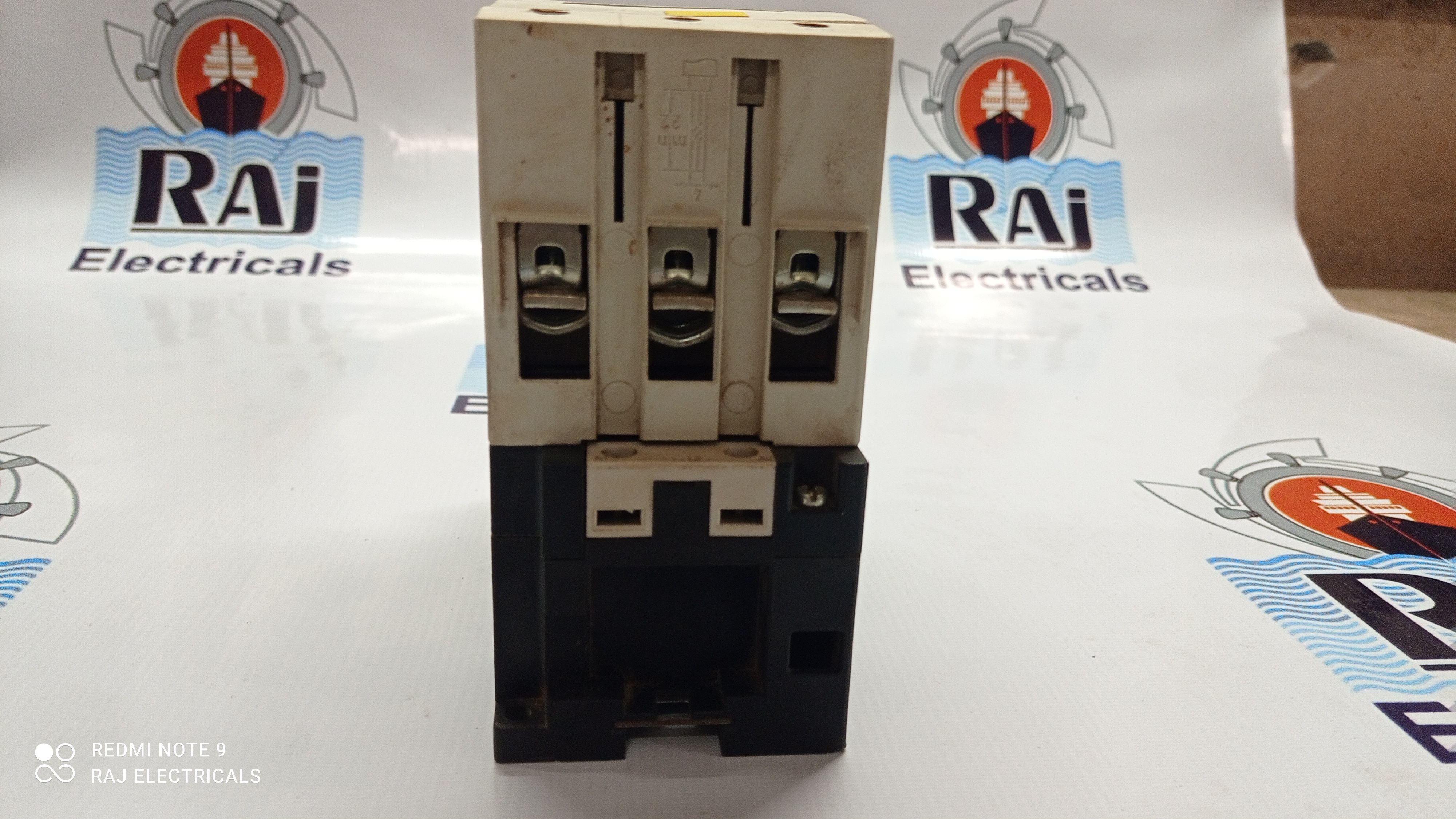 SIEMENS CONTACTOR - 3RT 1045