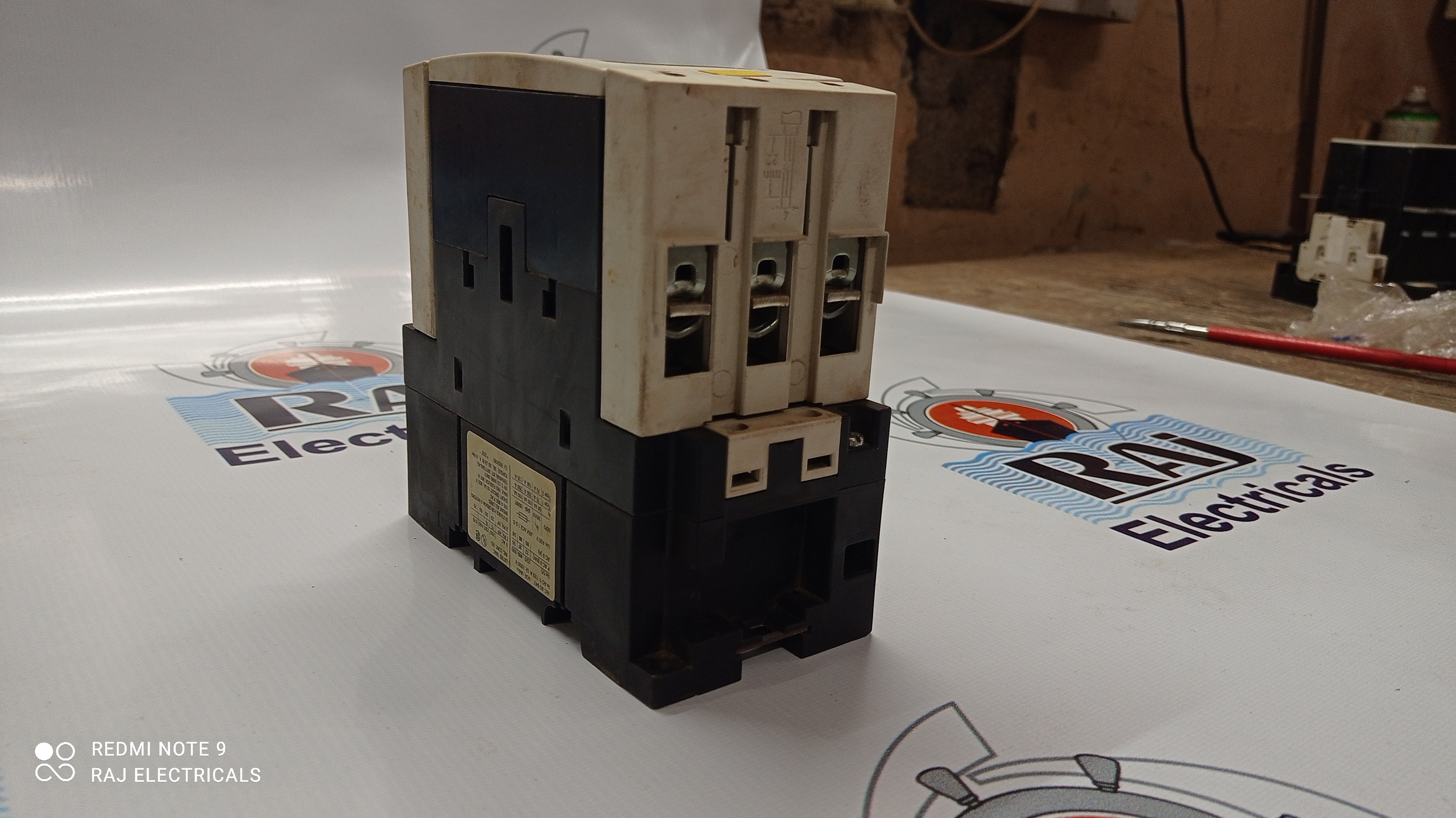 SIEMENS CONTACTOR - 3RT 1045