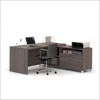 Executive Office Desk By SWAMI INTERIOR LLP