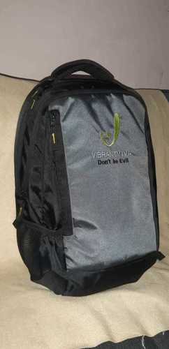Lightweight laptop bag