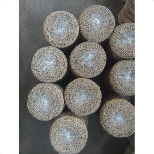 Vetiver Bath Scrubber Best For: All Types Of Skin