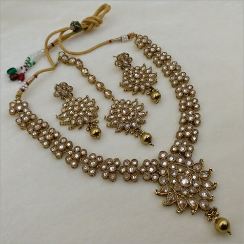 Mehendi Polish Reverse AD Necklace set Earring and Maangtikka