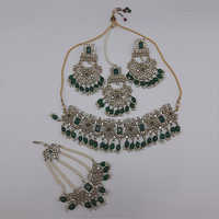 Emrald Pakistani Jewellery Necklace with Earrings, Maangtikka and Passa
