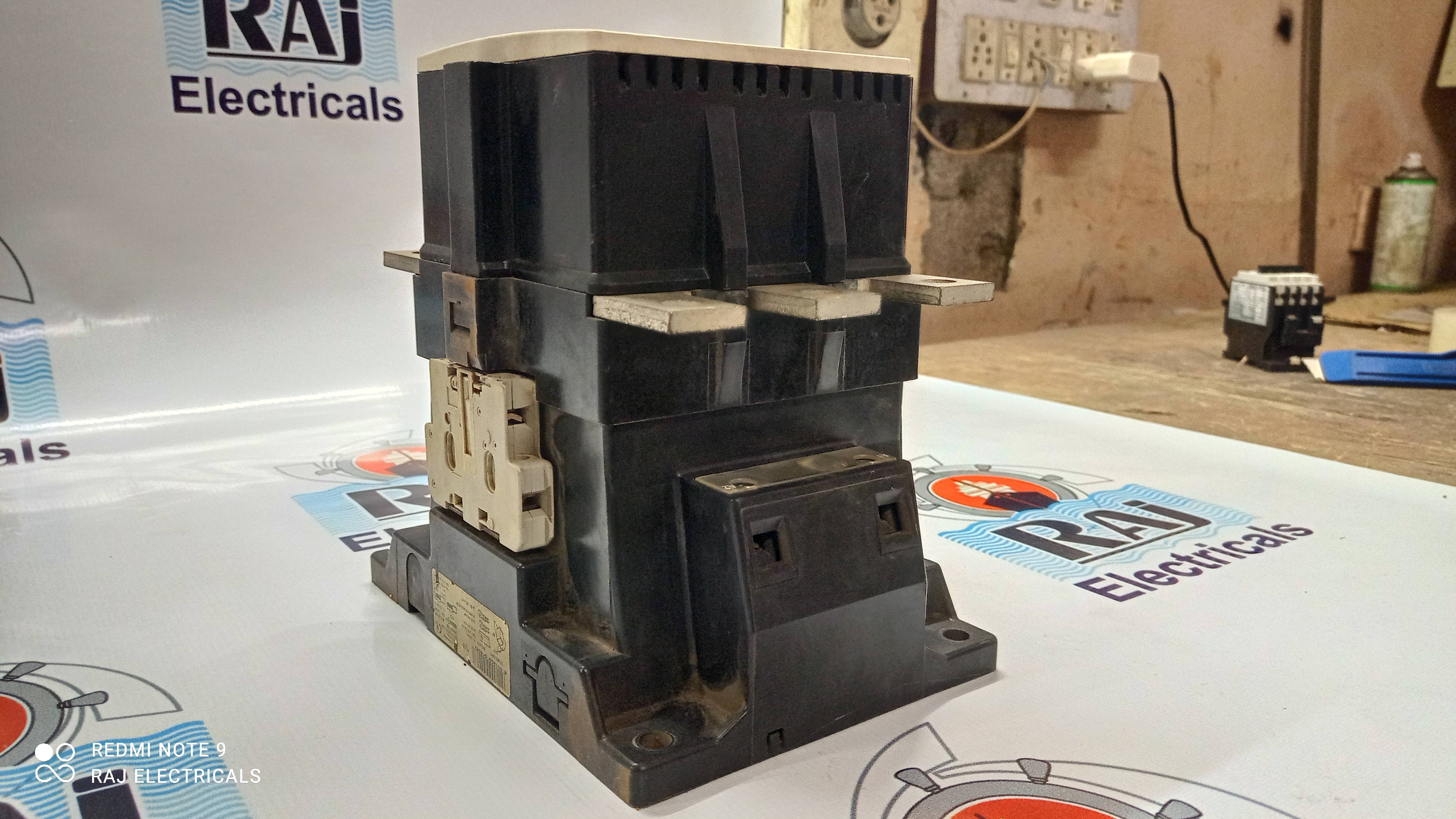 SIEMENS CONTACTOR - 3TF 54