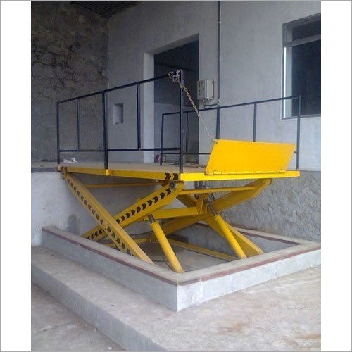 Pit mounted Scissor Lift Table with Flap & Railings