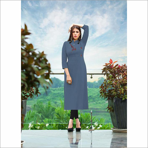 Ladies Designer Collar Rayon Slub Kurti