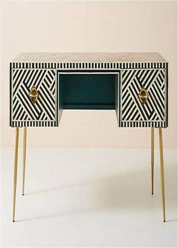 Side Board