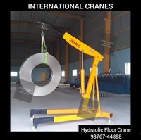 Foldable engine crane