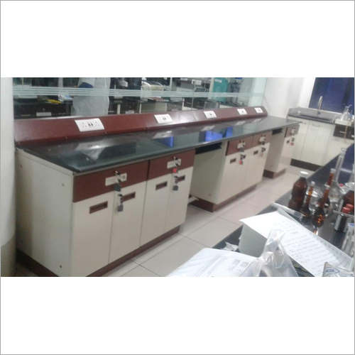 Service Centre Wall Bench With CMP Unit