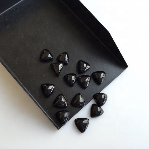 9Mm Black Spinel Trillion Cabochon Loose Gemstones Grade: Aaa