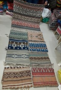 Indian Manufacturer Of Ladies Acrylic Shawls