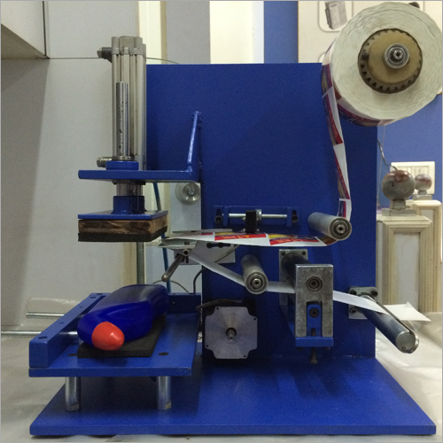 Semi Automatic Flat Bottle Labeling Machine