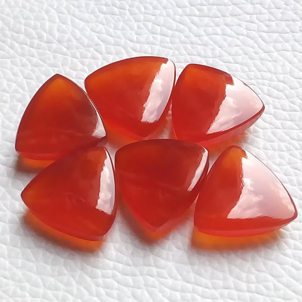 5mm Red Onyx Trillion Cabochon Loose Gemstones