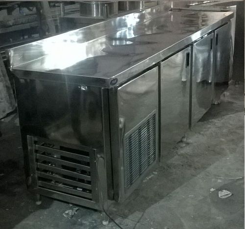 AV RUCSB-1201 (UNDER COUNTER REFRIGERATOR)