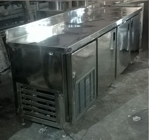 AV FUCSB-1801 (Under Counter Freezer)
