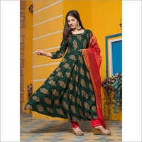 Ladies Leaf Green Gold Kurta Dupatta Set