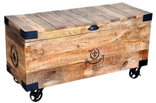 Tivoli Trunk