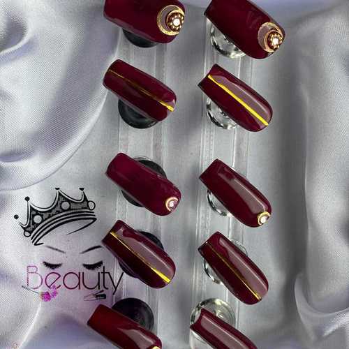 Artificial Designer Nails