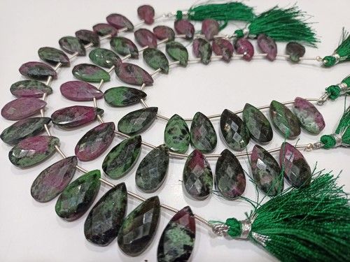 Natural ruby Zoisite Pear shape Briolette 10x20mm Beads