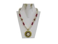 Fashion Jewellery Beaded Necklace Flower Pendant Set Ruby And Pearl Beads