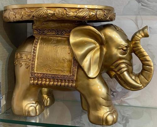 Easy To Install Resin Elephant With Stand Statue