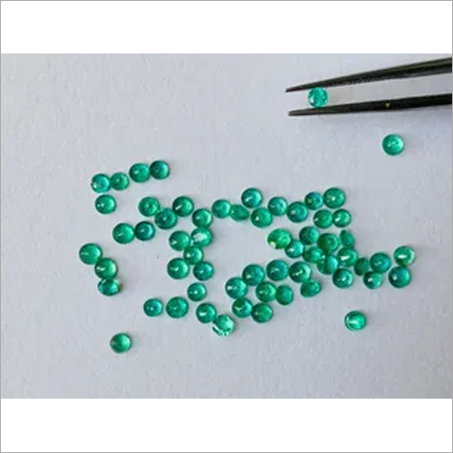 Excellent Luster Green Colour Emerald Gemstone