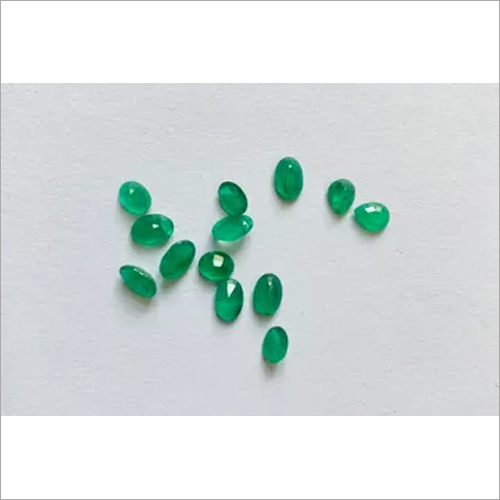 Luster Good Green Colour Emerald Gemstone