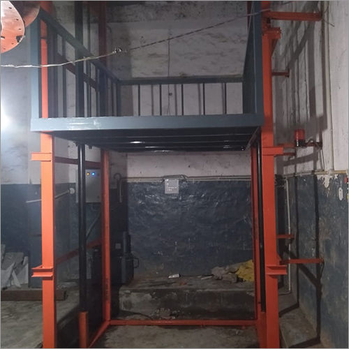 Hydraulic Double Mast Goods Lift Load Capacity 05 Long Ton At Best Price In Ballabgarh Power 