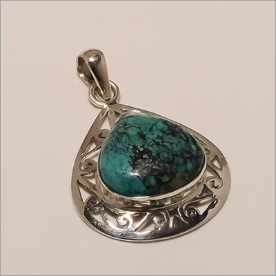 P0004-Sterling Silver Turquoise Pendant Gender: Women