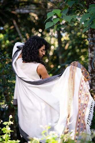 Woolen shawls