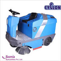 Industrial Ride On Sweeping Machine
