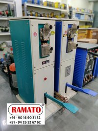RAMATO  pedastel spot welding machine