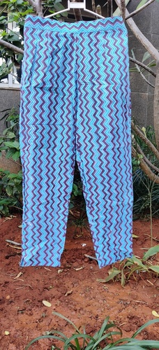 Verticle Chevron Prined Pant
